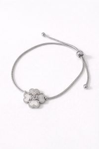 Pulseira ajustável em aço com pendente em forma de flor, inscrição Mãe e detalhes brilhantes