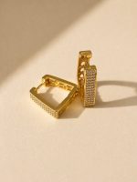 Argolas Quadradas em Aço Dourado com Pedras Brilhantes – foto 2