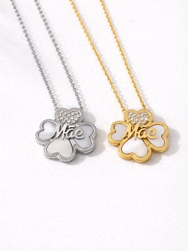 Colar em Aço Dourado com Trevo e Inscrição Mãe – foto 2