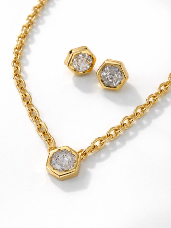 Colar Hexagonal em Aço Dourado com Pedra Brilhante – foto 2