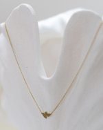 Colar Essence III em prata banhado a ouro com dois corações